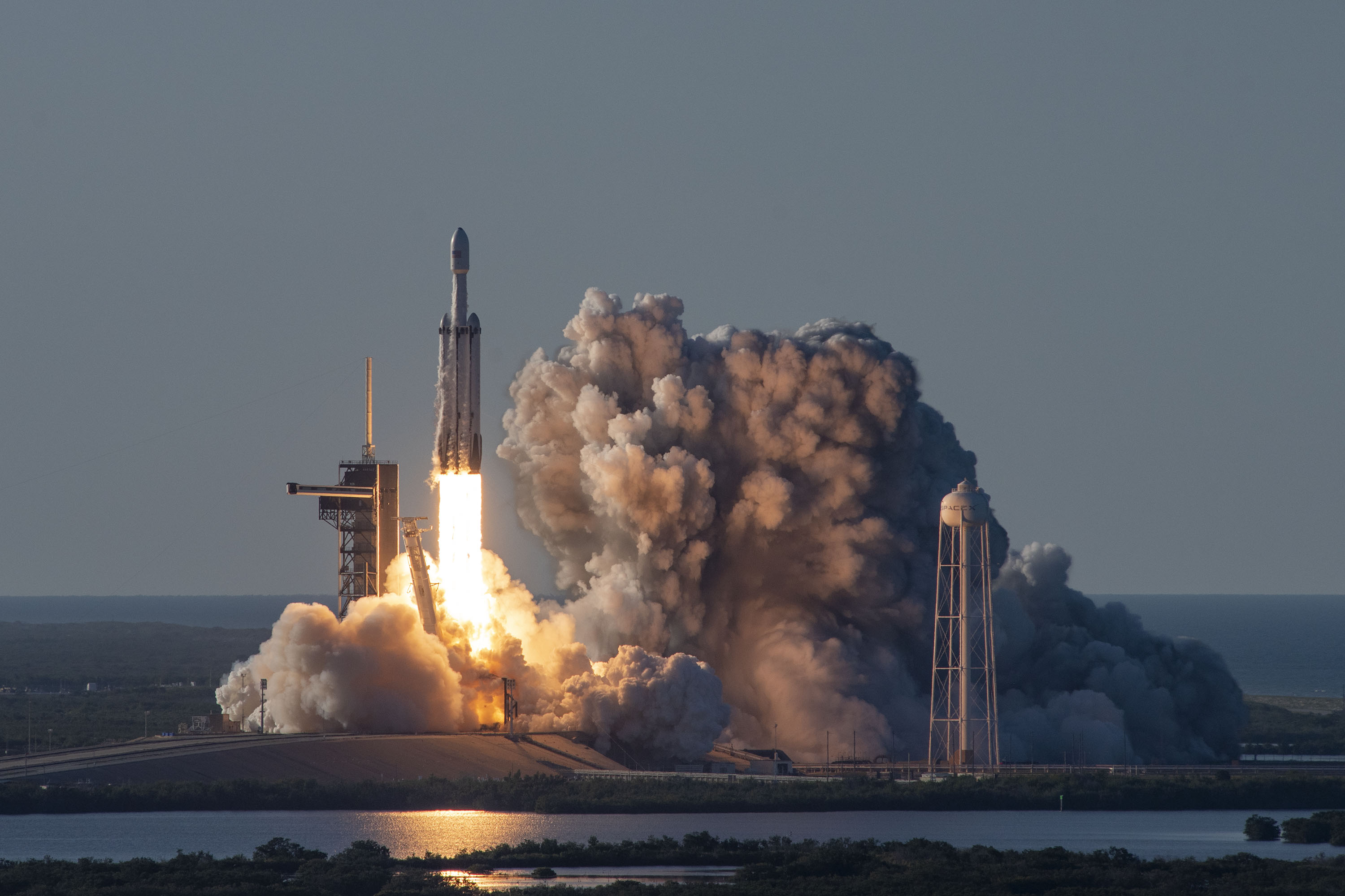 SpaceX Falcon Heavy Launch